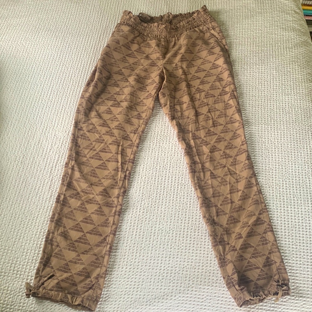 Size 4 brown/tan fitted linen pants